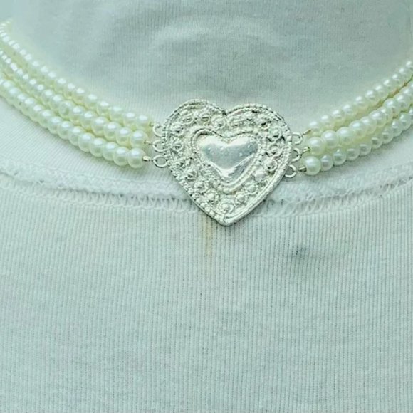 Pearls Jewelry Set, Pearls Beaded Chain Necklace With Metal Motifs And Earrings - Picture 10 of 10